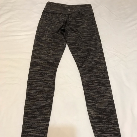 Lululemon wunder under we are from space wafs - Picture 5 of 5